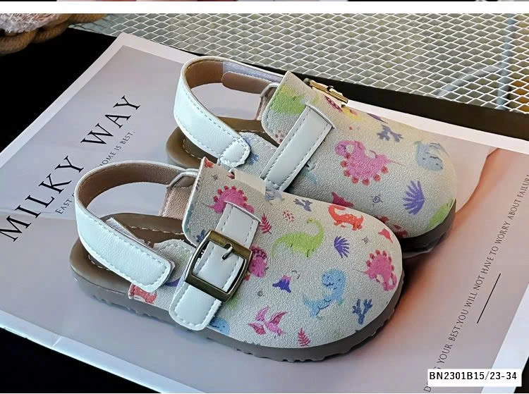 GIÀY ĐI BIỂN MÙA HÈ DA LỘN