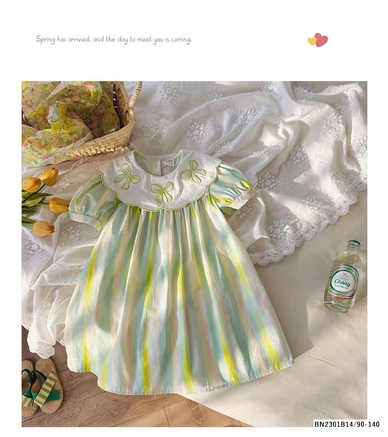 ĐẦM SẮC MÀU CỔ NƠ