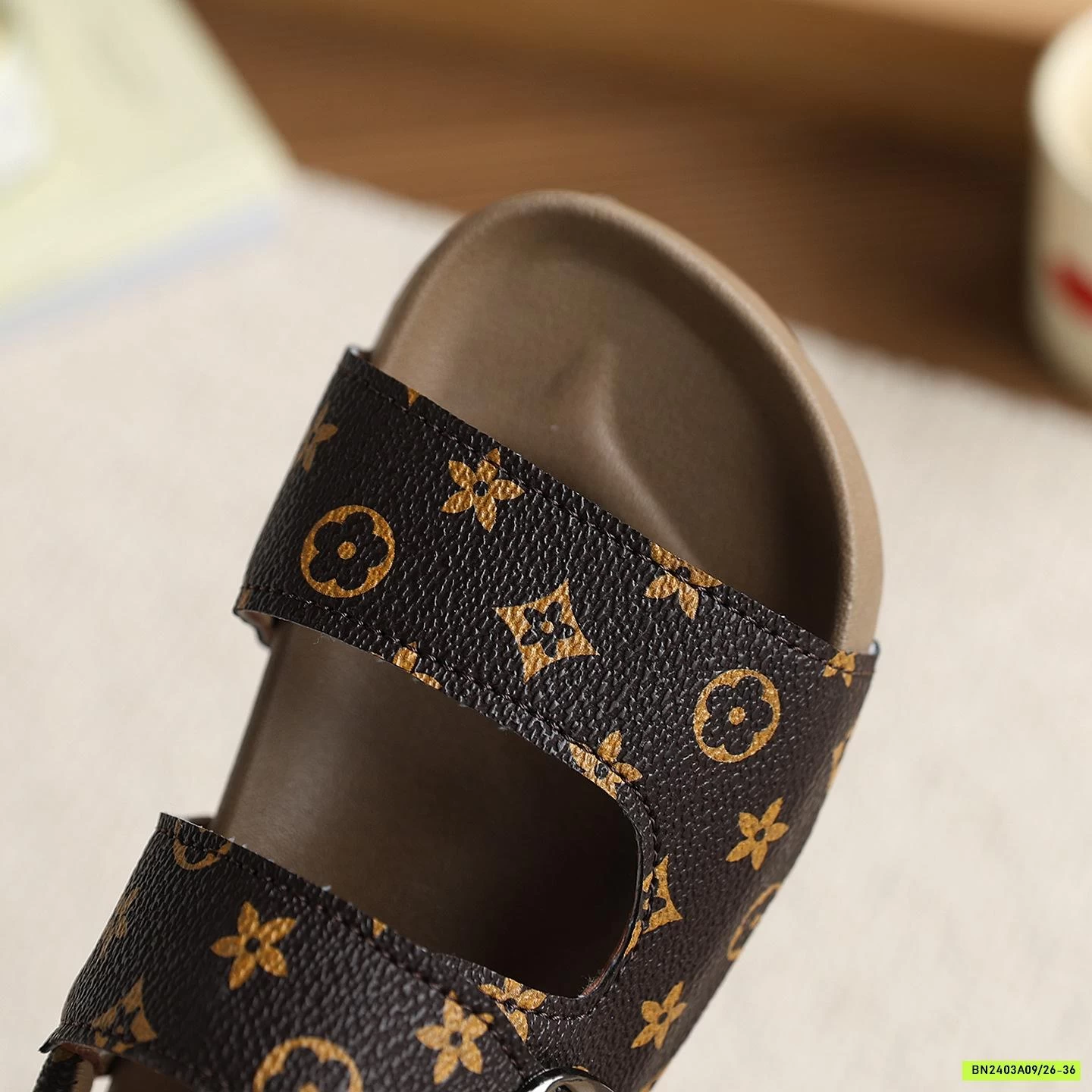 SANDAL QUAI HỌA TIẾT