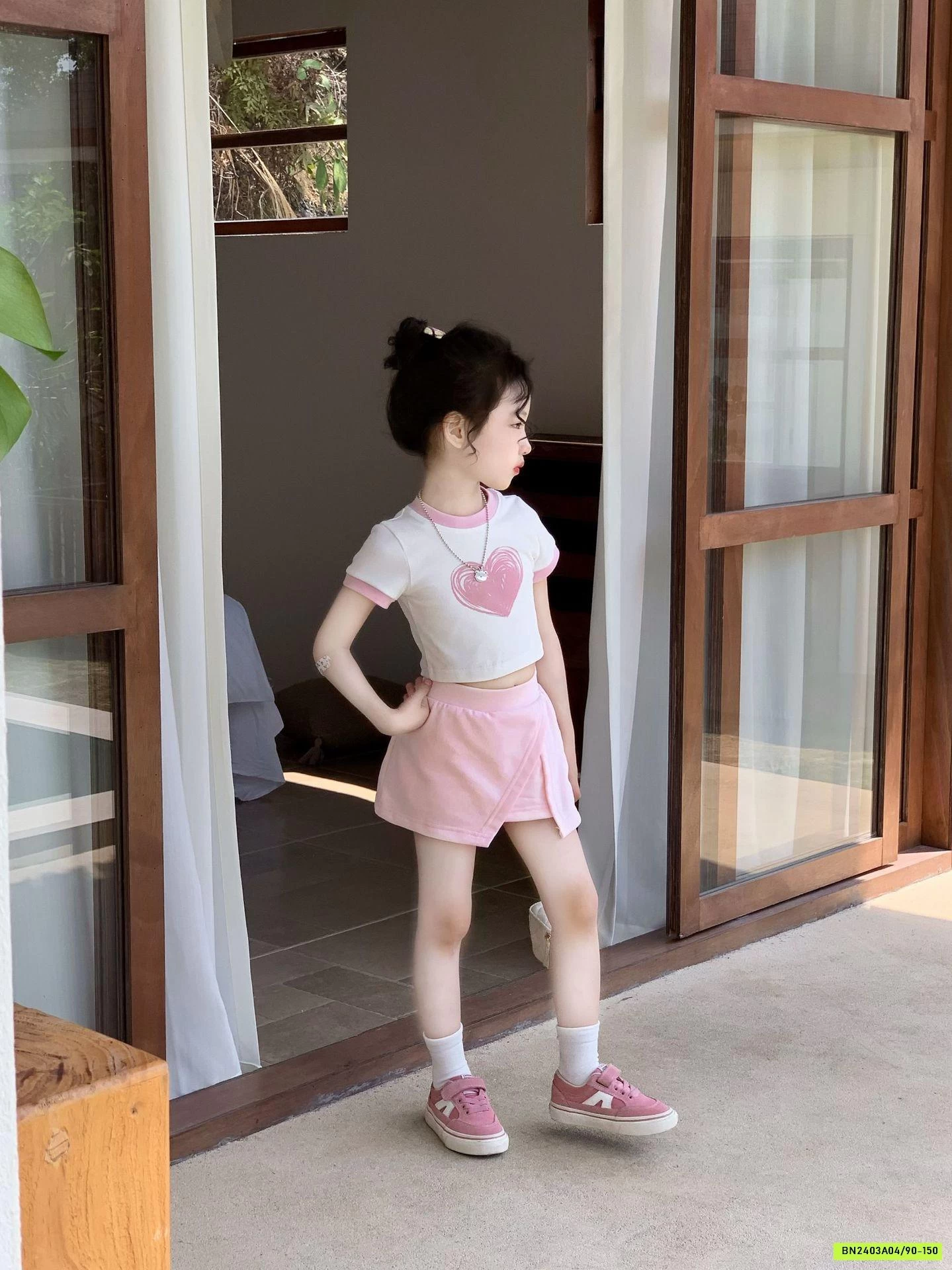 SÉT CROPTOP TRÁI TIM MXX CV HỒNG