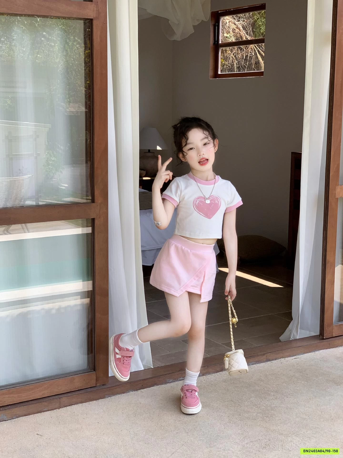 SÉT CROPTOP TRÁI TIM MXX CV HỒNG