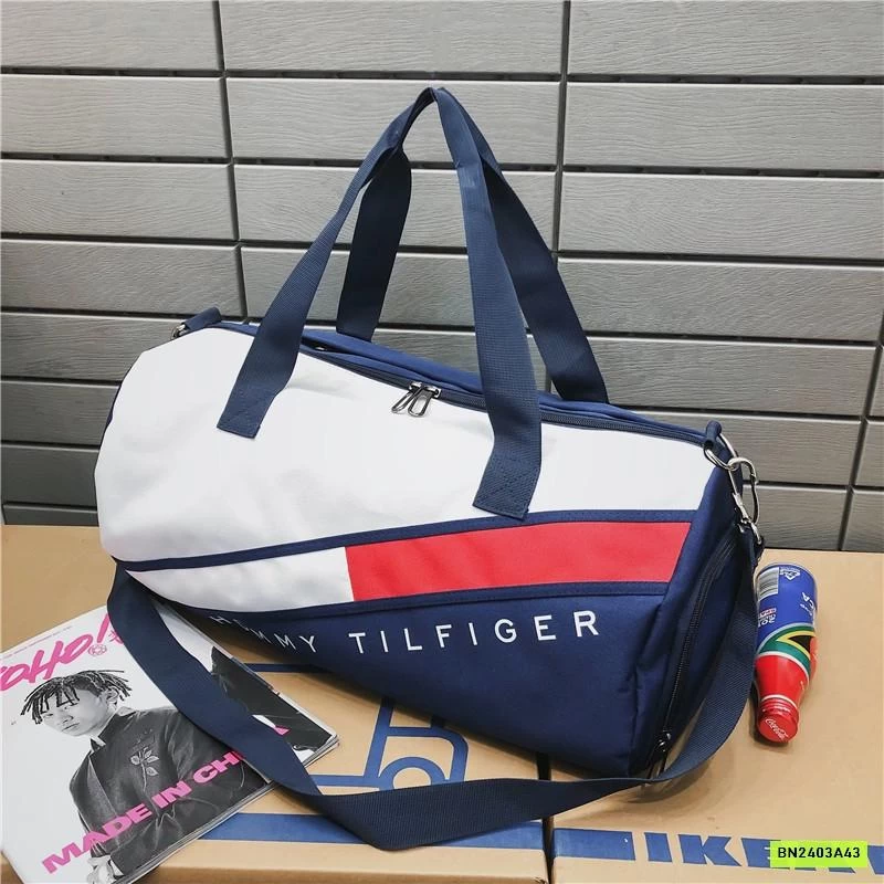 TÚI THỂ THAO TOMMY