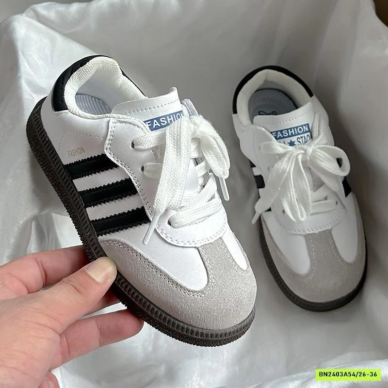 GIÀY THỂ THAO PHỐI SỌC BUỘC DÂY