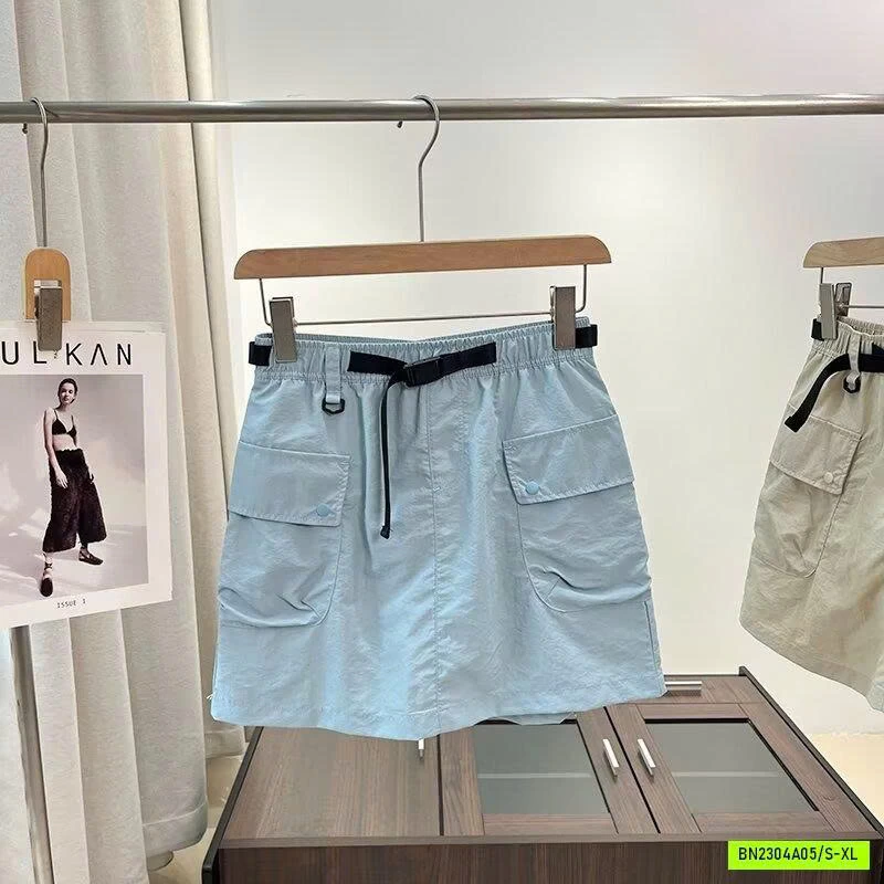 CHÂN VÁY GIÓ TÚI HỘP