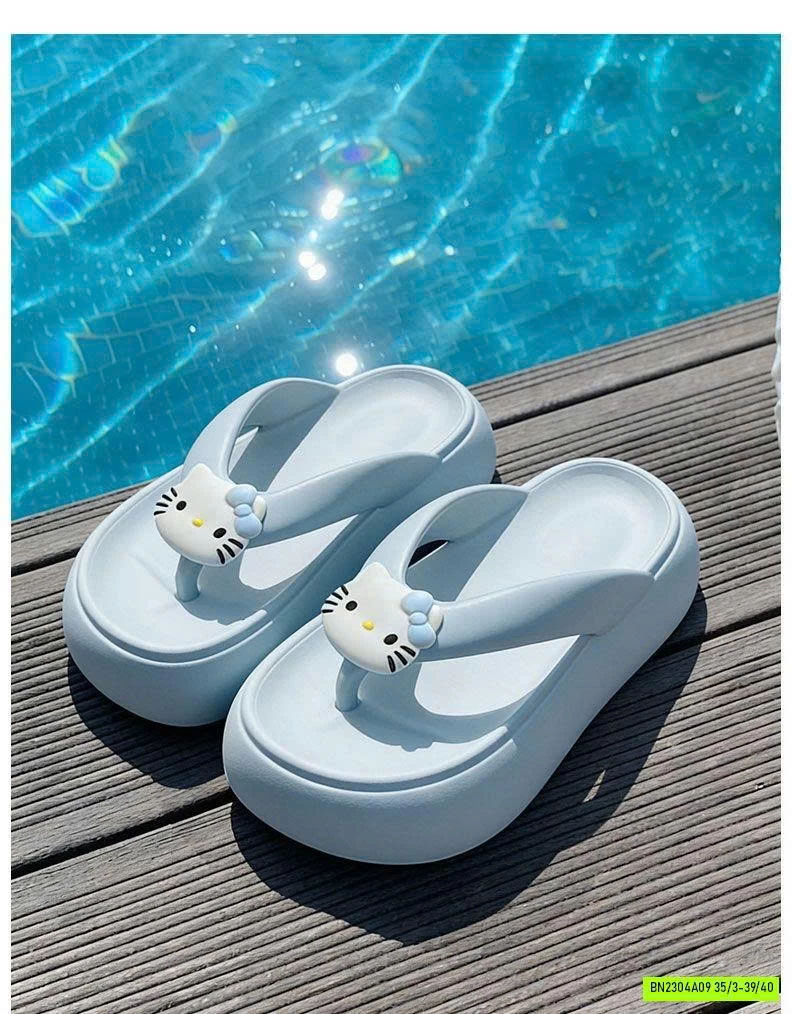 TÔNG KITTY ĐẾ BÁNH MỲ EVA