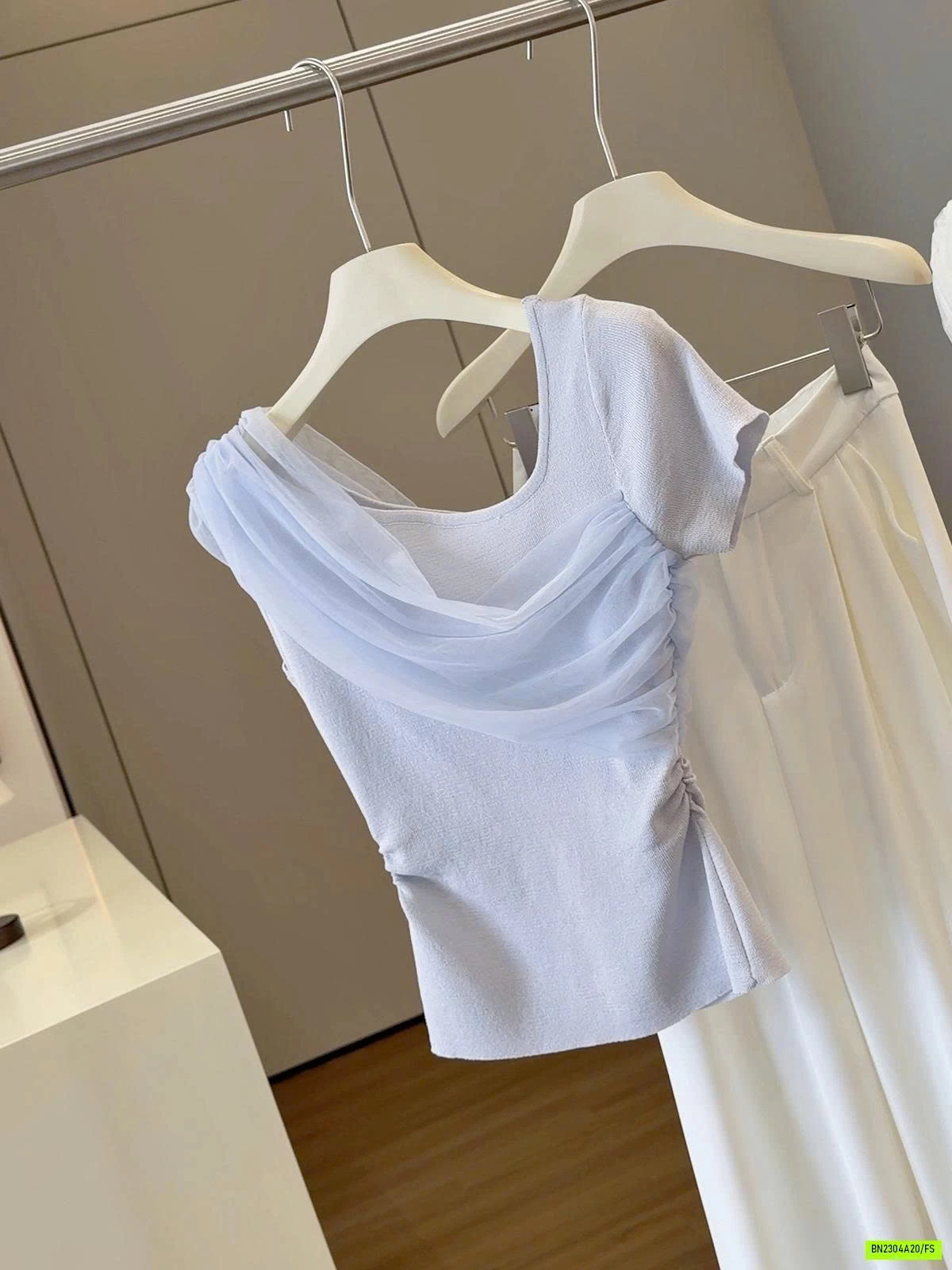 ÁO THUN RÚT EO PHỐI VOAN TIỂU THƯ ANNA