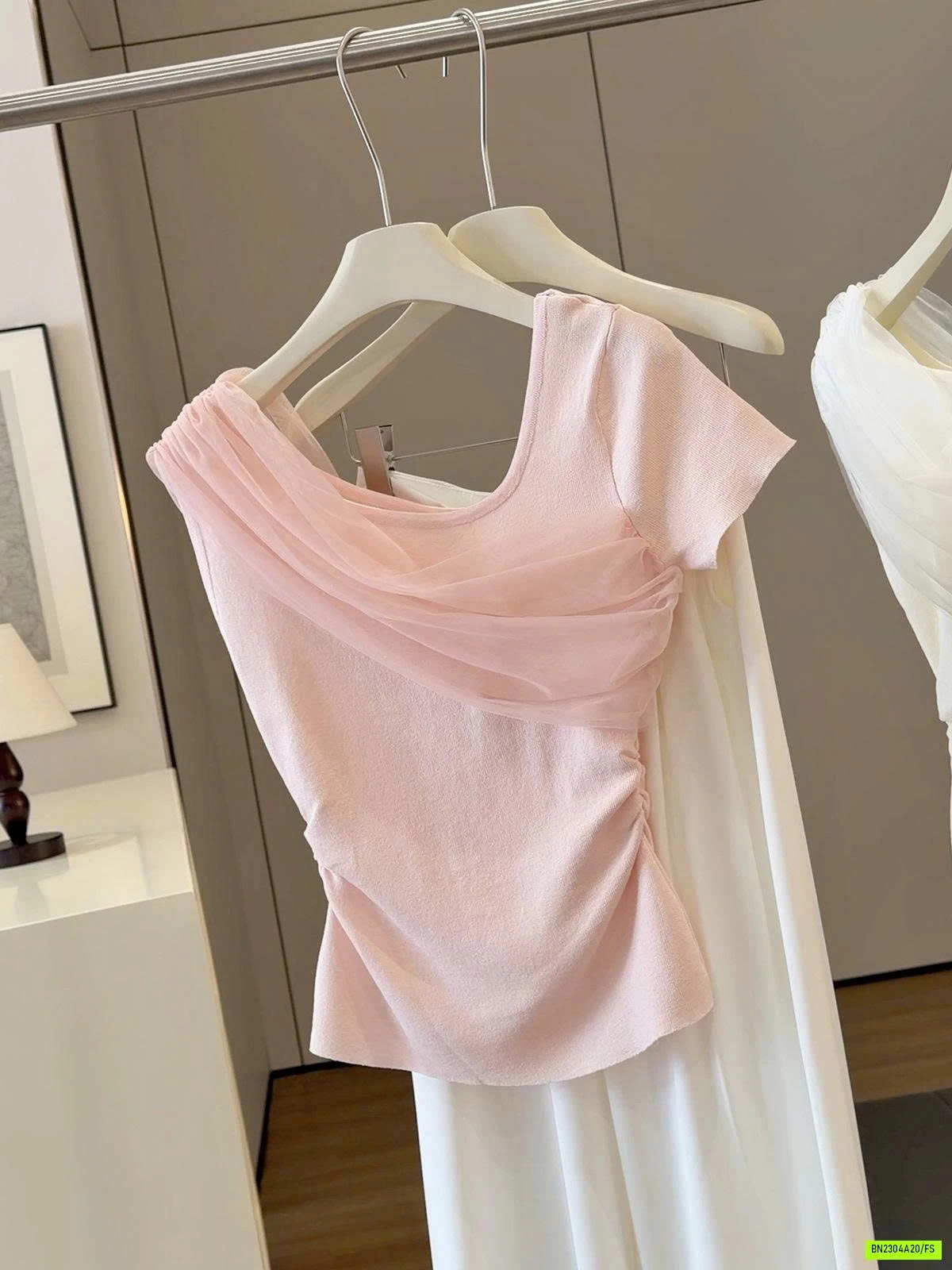 ÁO THUN RÚT EO PHỐI VOAN TIỂU THƯ ANNA