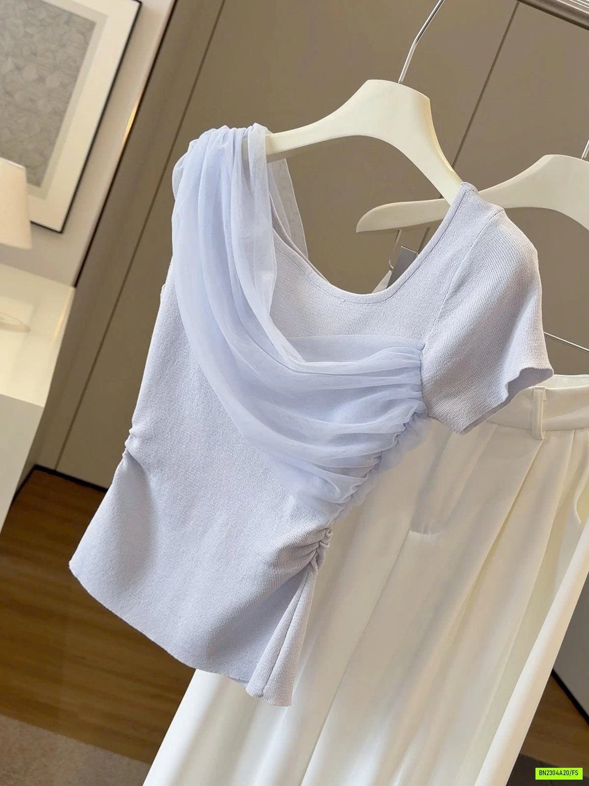 ÁO THUN RÚT EO PHỐI VOAN TIỂU THƯ ANNA