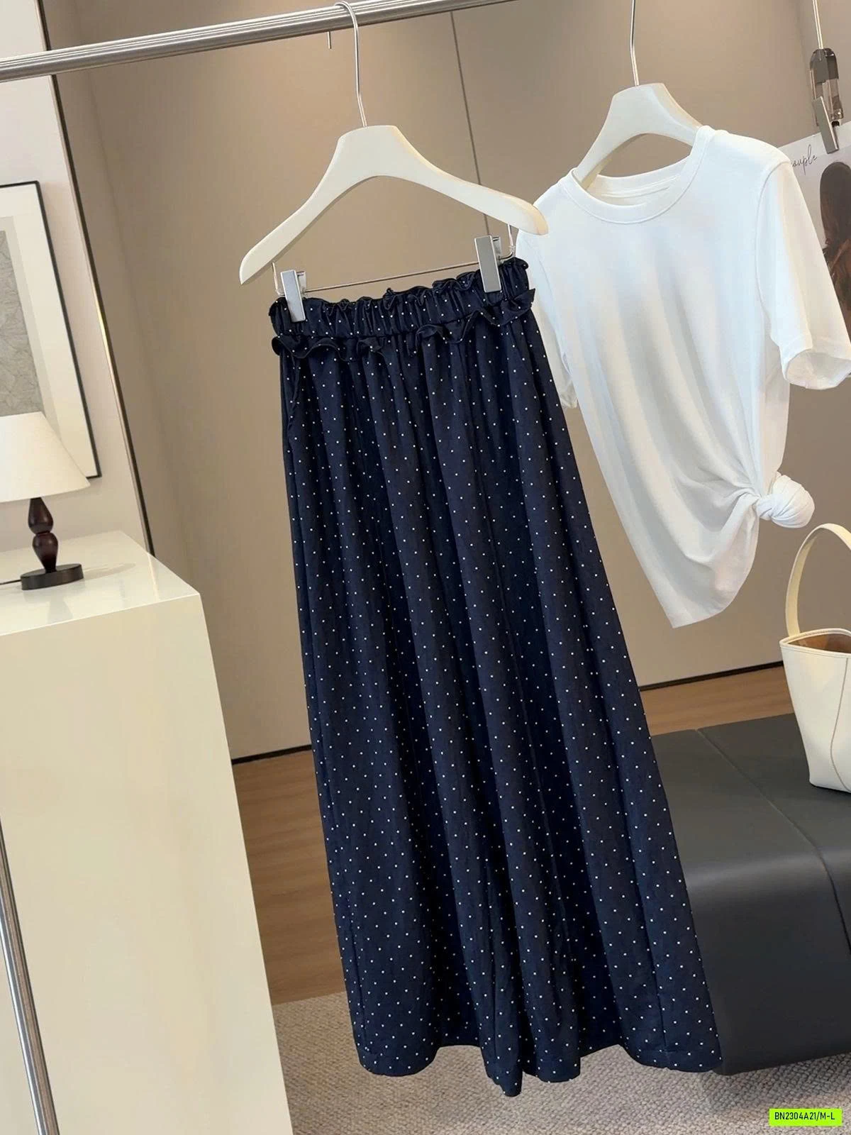 QUẦN SUÔNG CHẤM BI CẠP BÈO ANNA