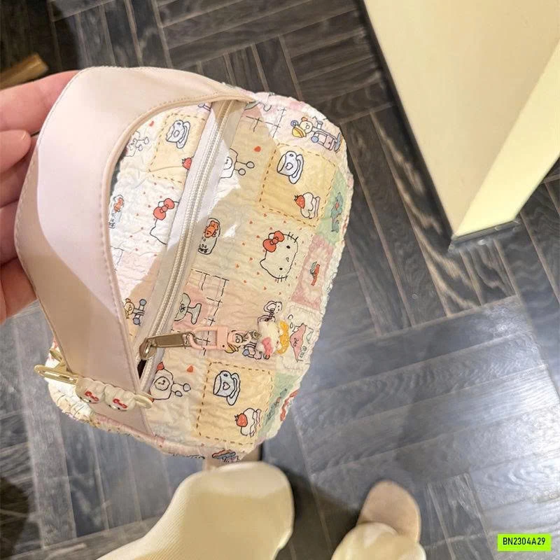 TÚI ĐỰNG MỸ PHẨM KITTY KUTE