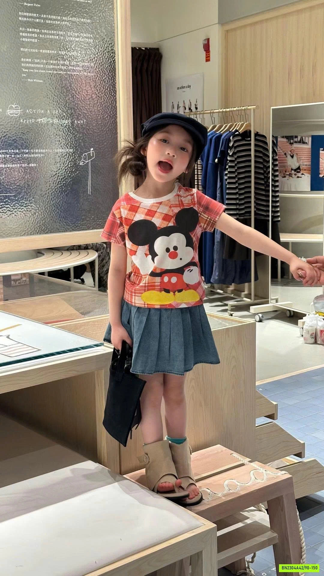 ÁO MICKEY MIX CV JEANS XẾP LY