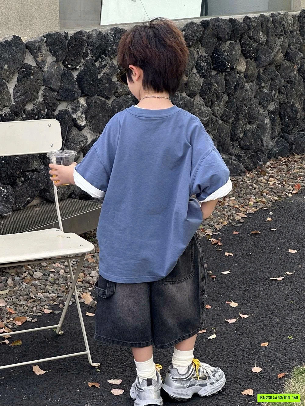 ÁO THUN XANH MIX SHORT ĐEN VÁ GỐI AFTE