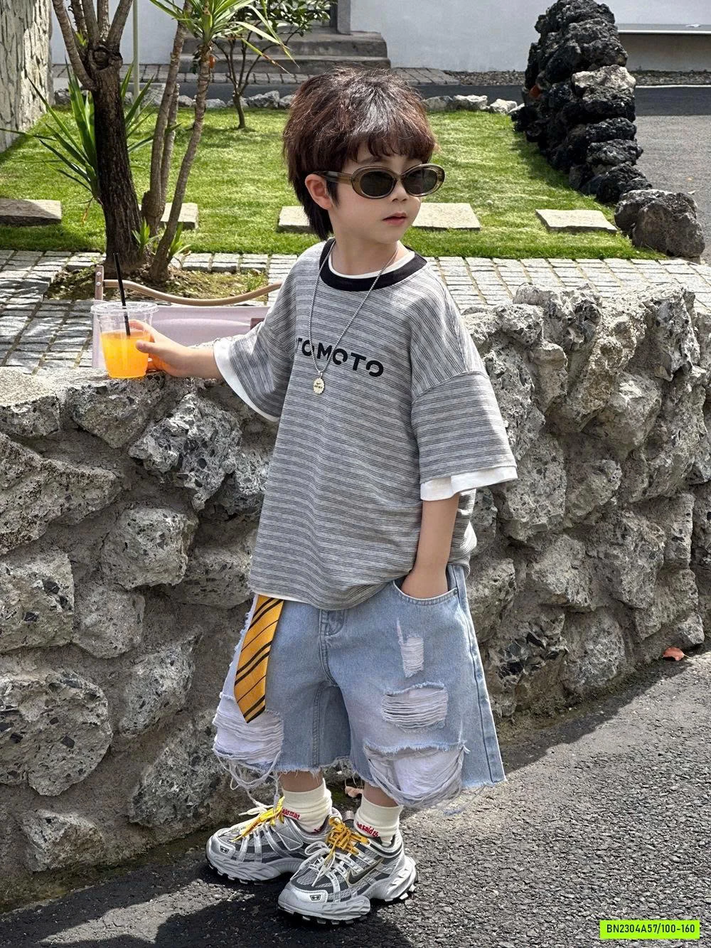 SHORT JEANS RÁCH CÁ TÍNH AFTE