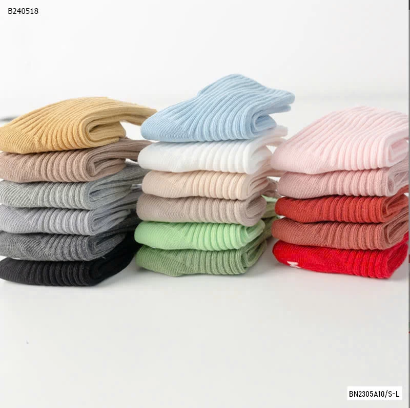 TẤT TRƠN MÀU CHỐNG TRƯỢT