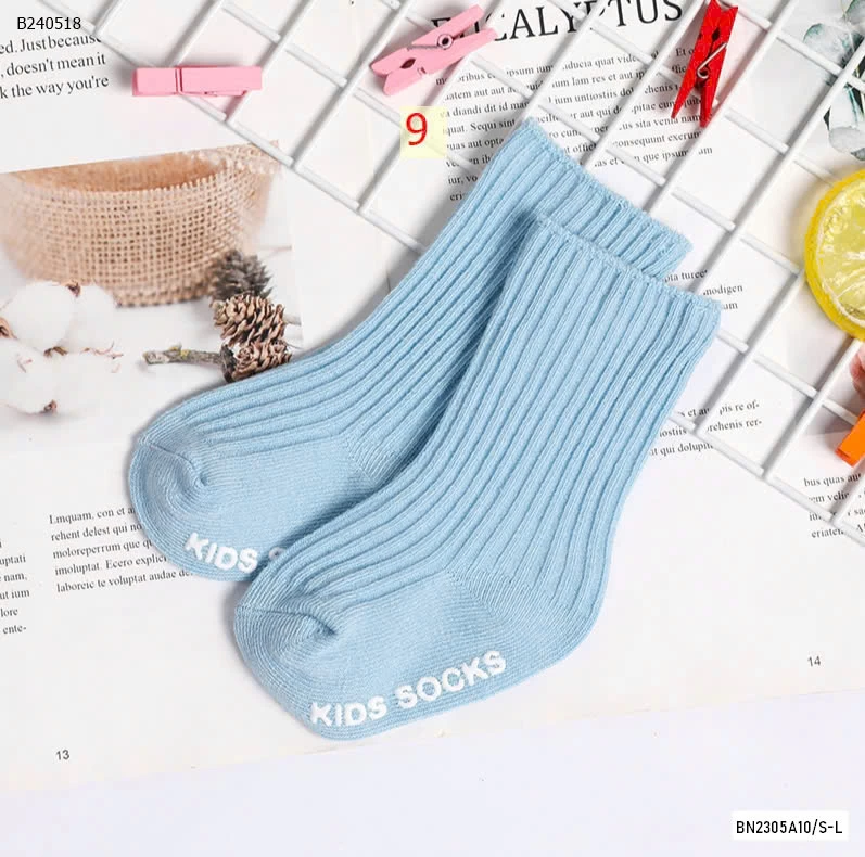 TẤT TRƠN MÀU CHỐNG TRƯỢT