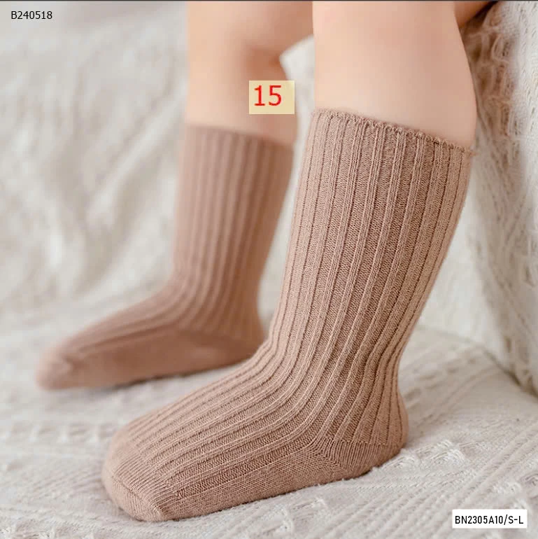 TẤT TRƠN MÀU CHỐNG TRƯỢT