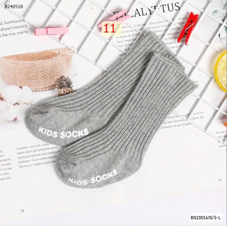 TẤT TRƠN MÀU CHỐNG TRƯỢT