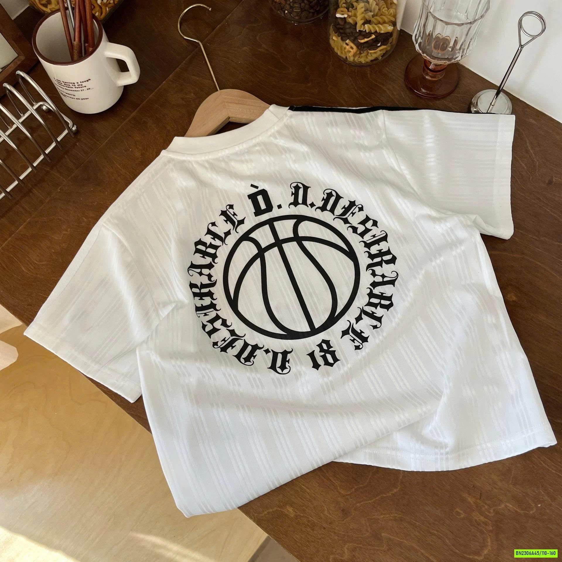 ÁO THUN THỂ THAO TRẮNG BT