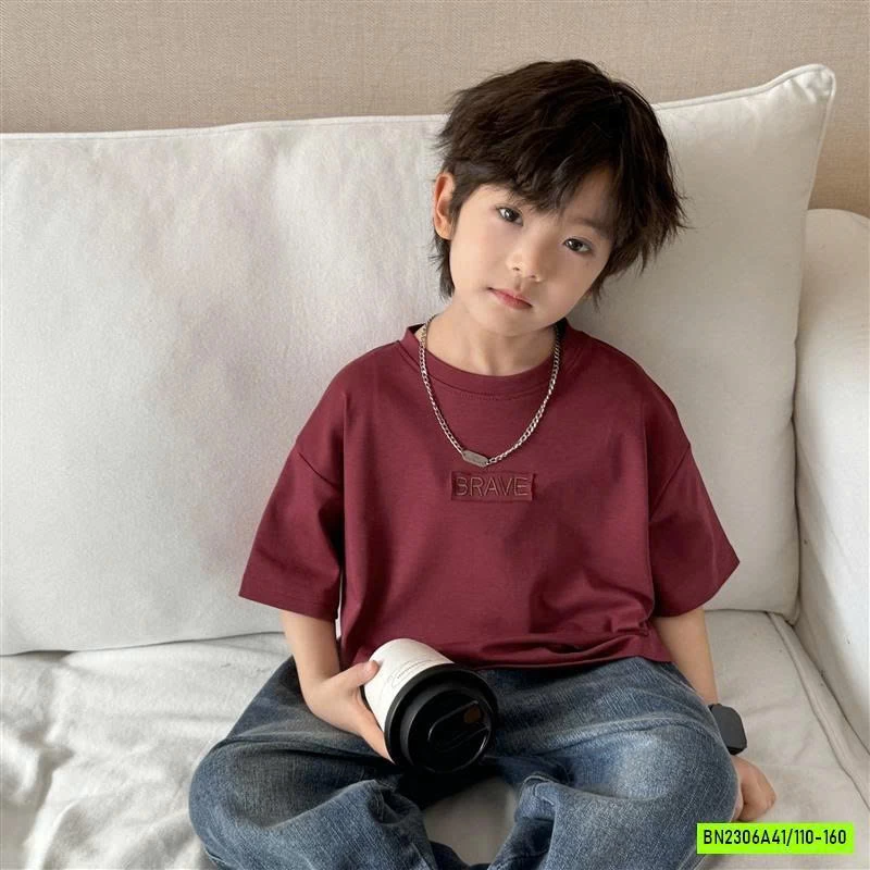 ÁO THUN THÊU CHỮ BRAVE