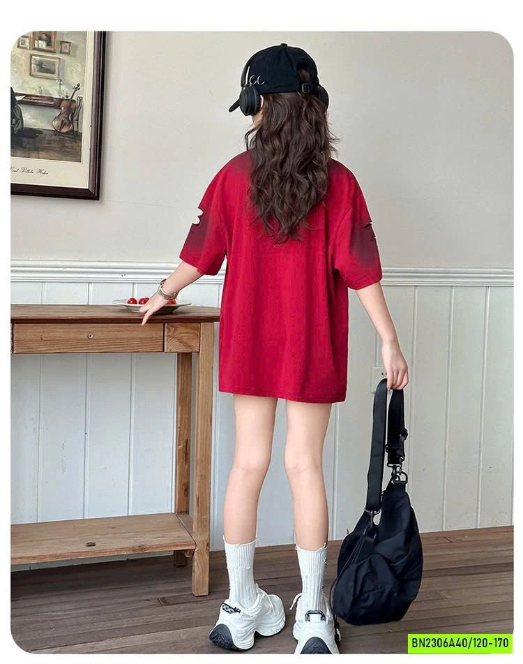 ÁO THUN ĐỎ RÁCH CÁ TÍNH