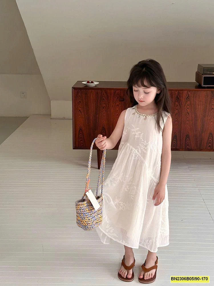 ĐẦM TRẮNG THÊU HOA AMBB 25E026