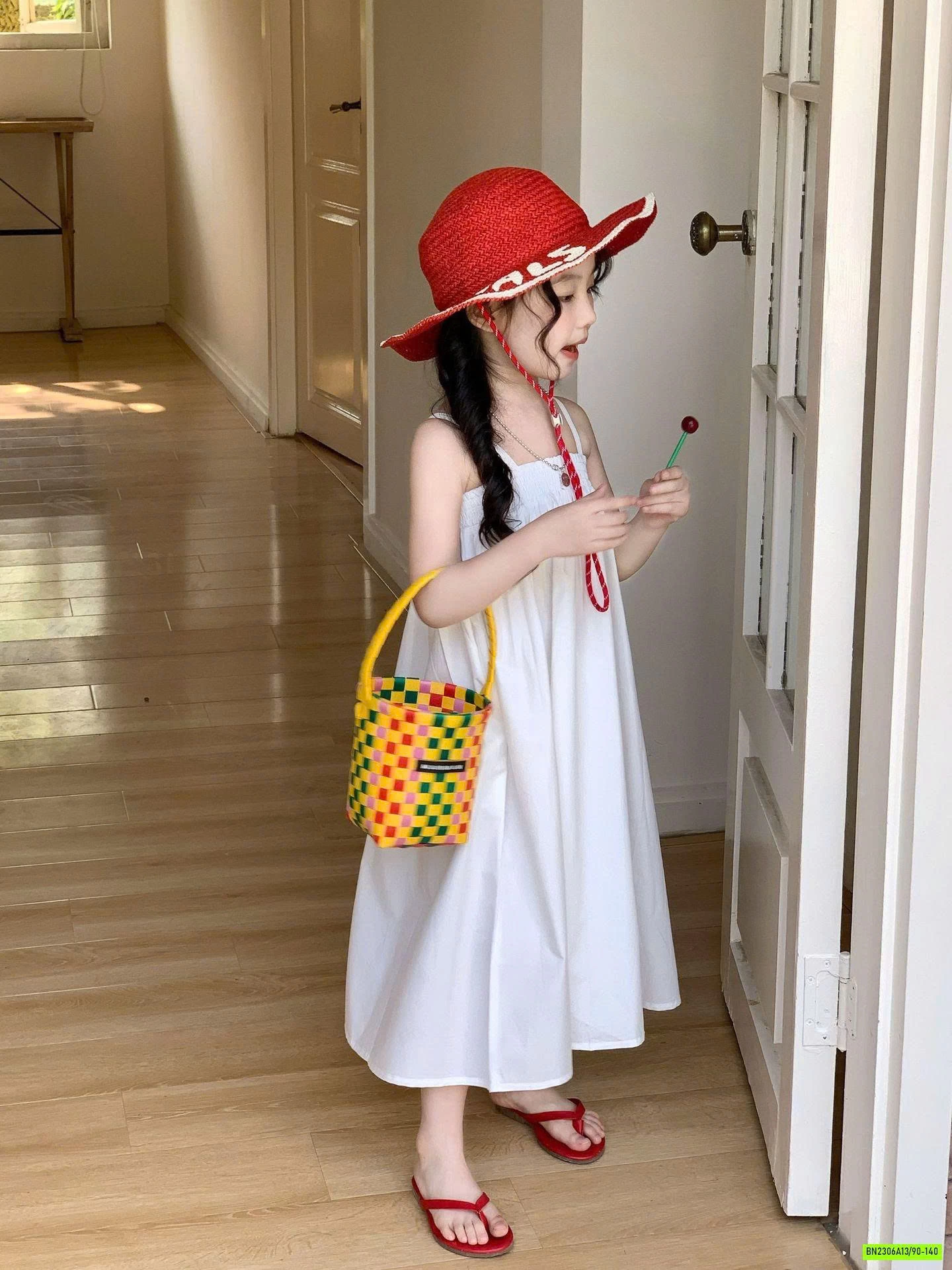 VÁY MAXI 2 DÂY TRẮNG XINH XẮN