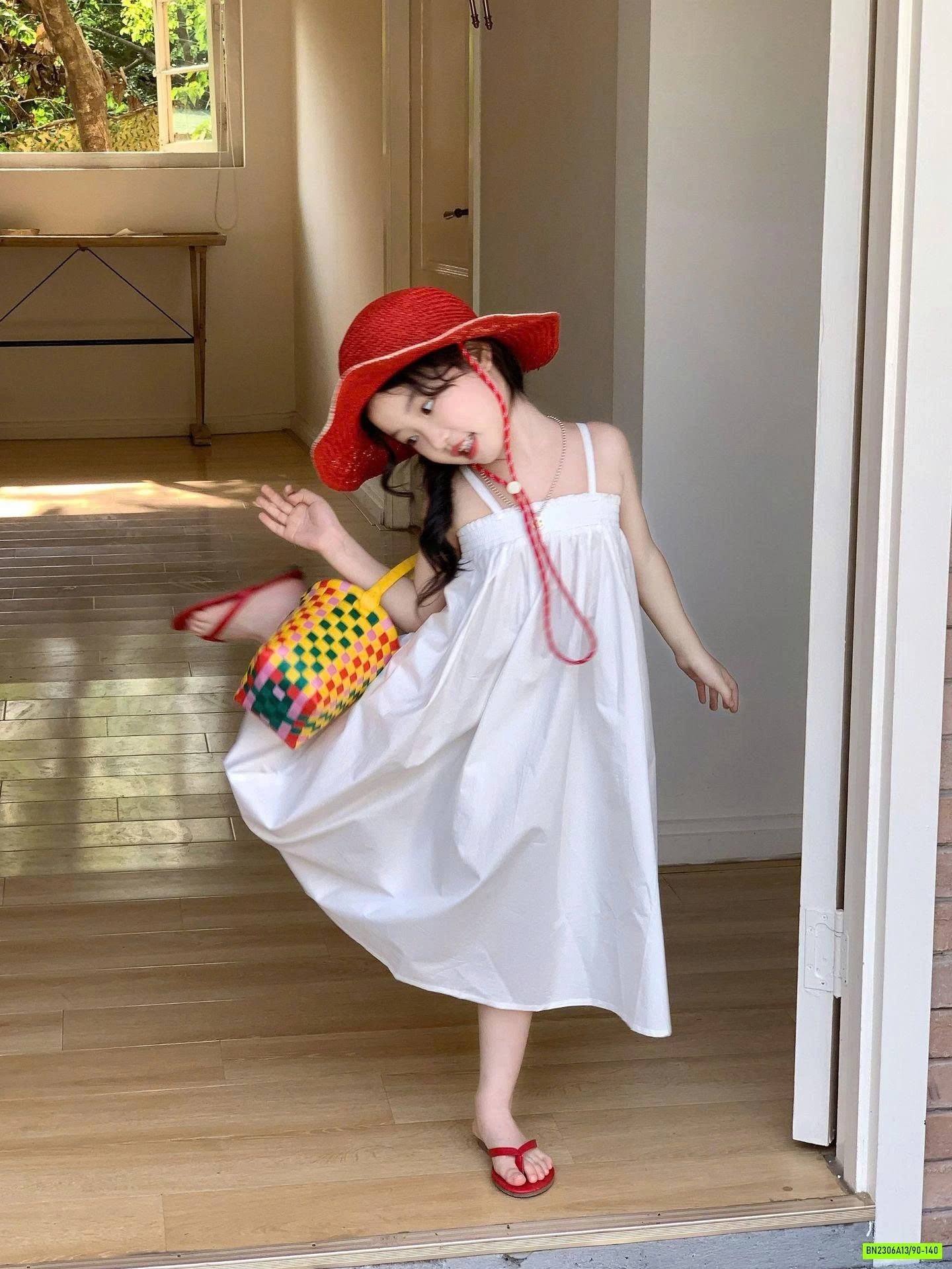 VÁY MAXI 2 DÂY TRẮNG XINH XẮN