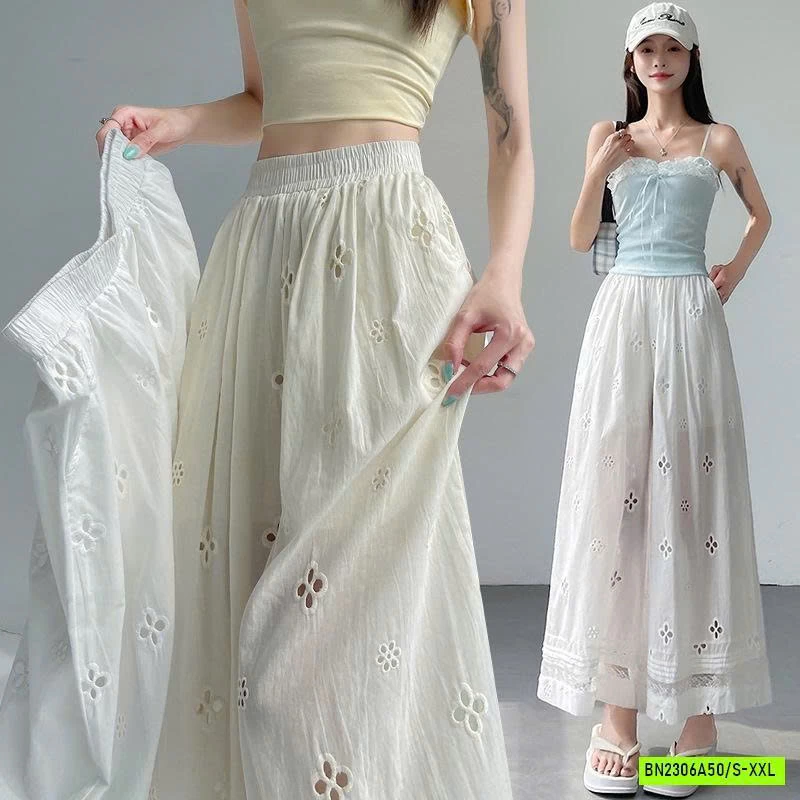 QUẦN ĐŨI THÊU HOA ỐNG RỘNG