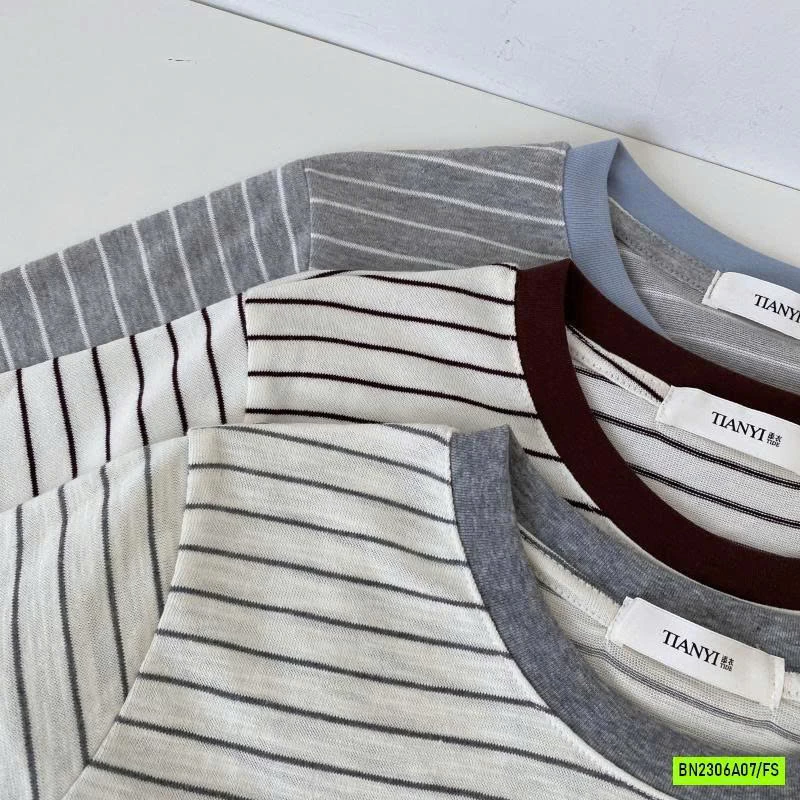 ÁO THUN KẺ CÚN CON