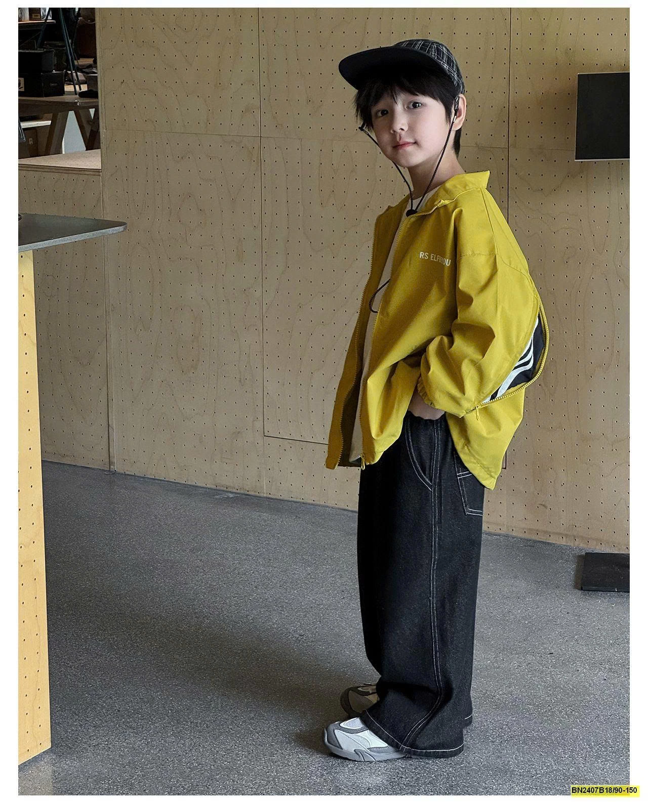 ÁO KHOÁC GIÓ VÀNG  AOAOKIDS