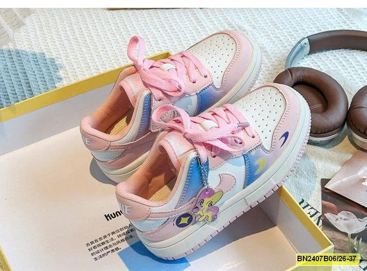 GIÀY THỂ THAO BÉ GÁI