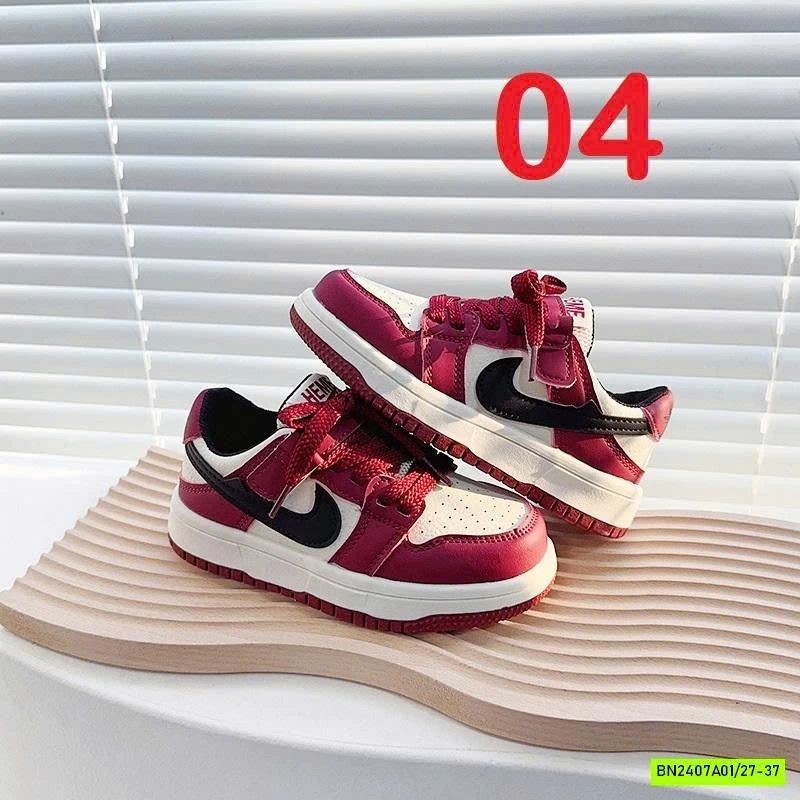 GIÀY THỂ THAO QUAI DÁN