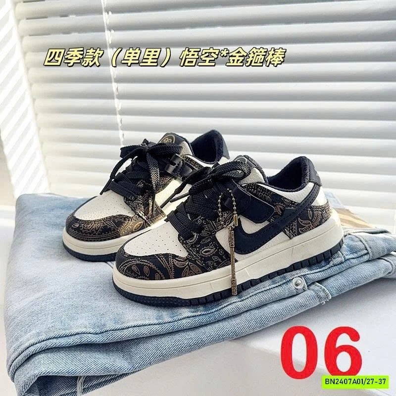 GIÀY THỂ THAO QUAI DÁN