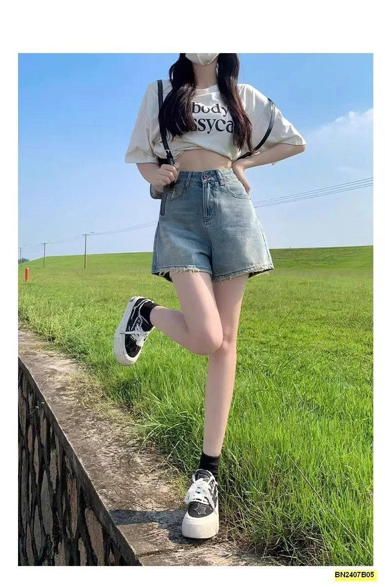 QUẦN SHORT JEAN TÚI RÁCH