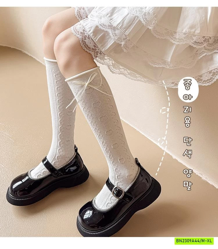 SÉT 3Đ TẤT NGANG GỐI GẮN NƠ TIỂU THƯ