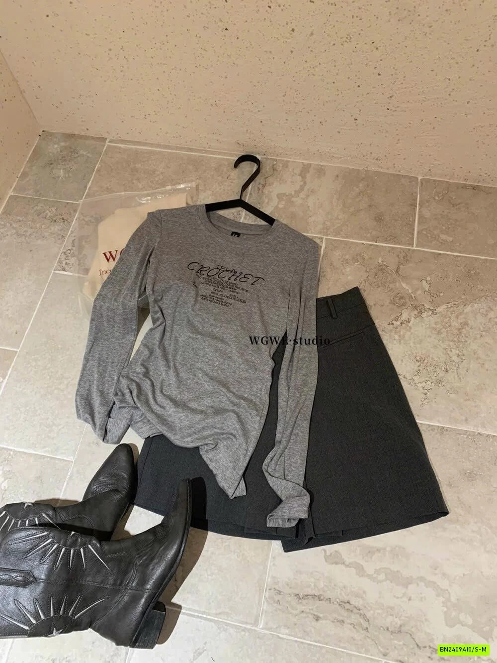 ÁO THUN GIẤY IN CHỮ WGWE7329