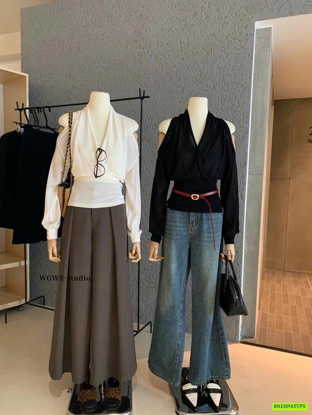 MONROGHI CỔ V VẠT CHÉO RỚT VAI WGWE