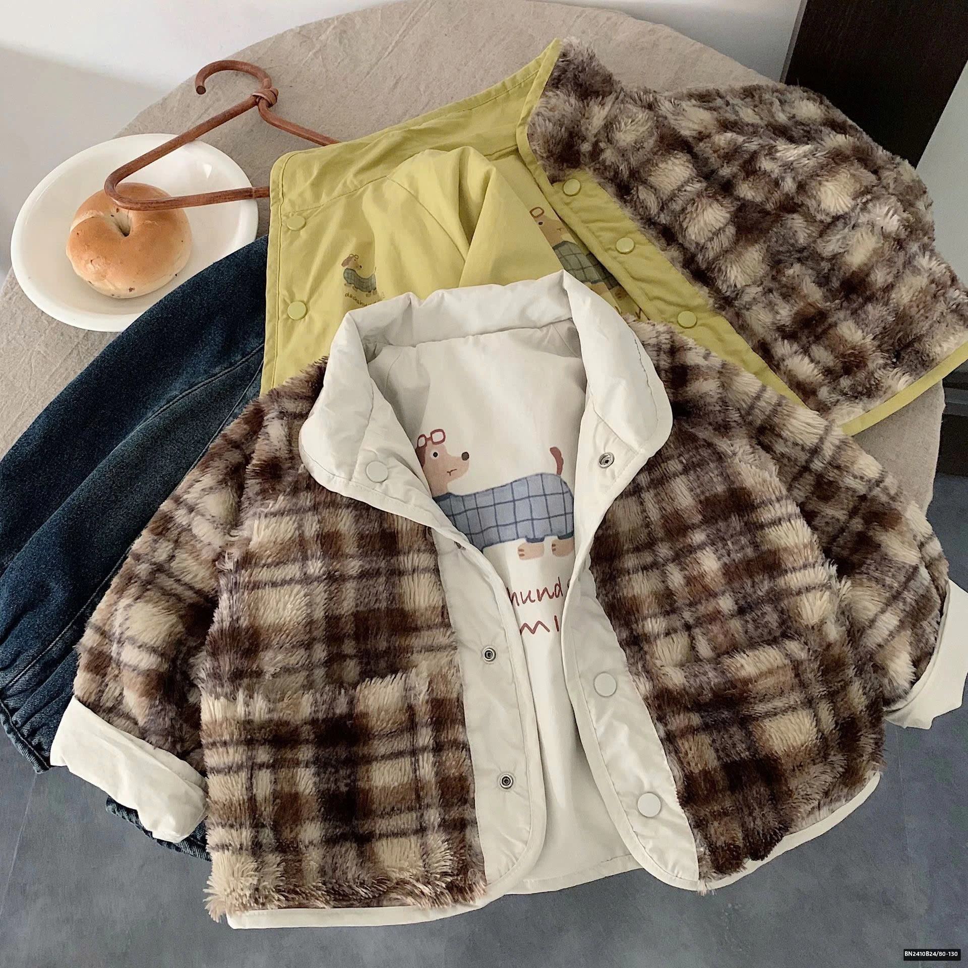 ÁO KHOÁC 2 MẶT LÔNG CARO NÂU