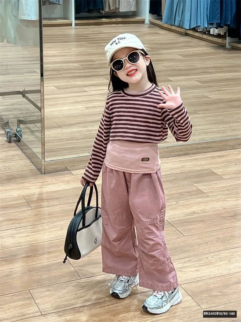 SÉT HỒNG KẺ NGANG BÉ GÁI