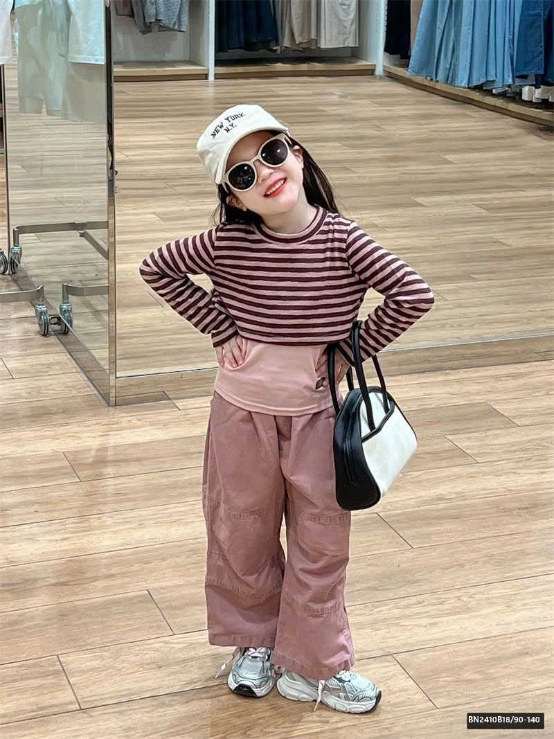 SÉT HỒNG KẺ NGANG BÉ GÁI