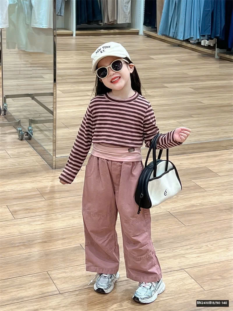 SÉT HỒNG KẺ NGANG BÉ GÁI