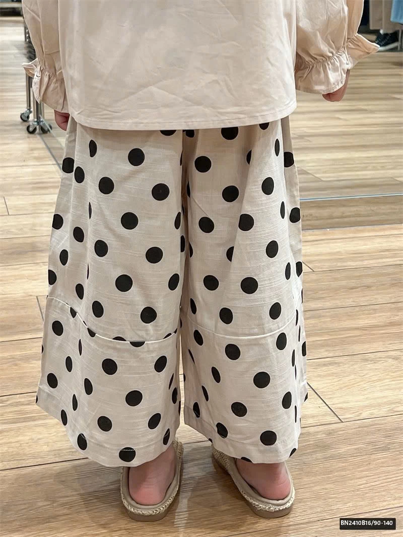 SÉT ÁO THÔ CỔ REN MIX QUẦN CHẤM BI HÀN QUỐC