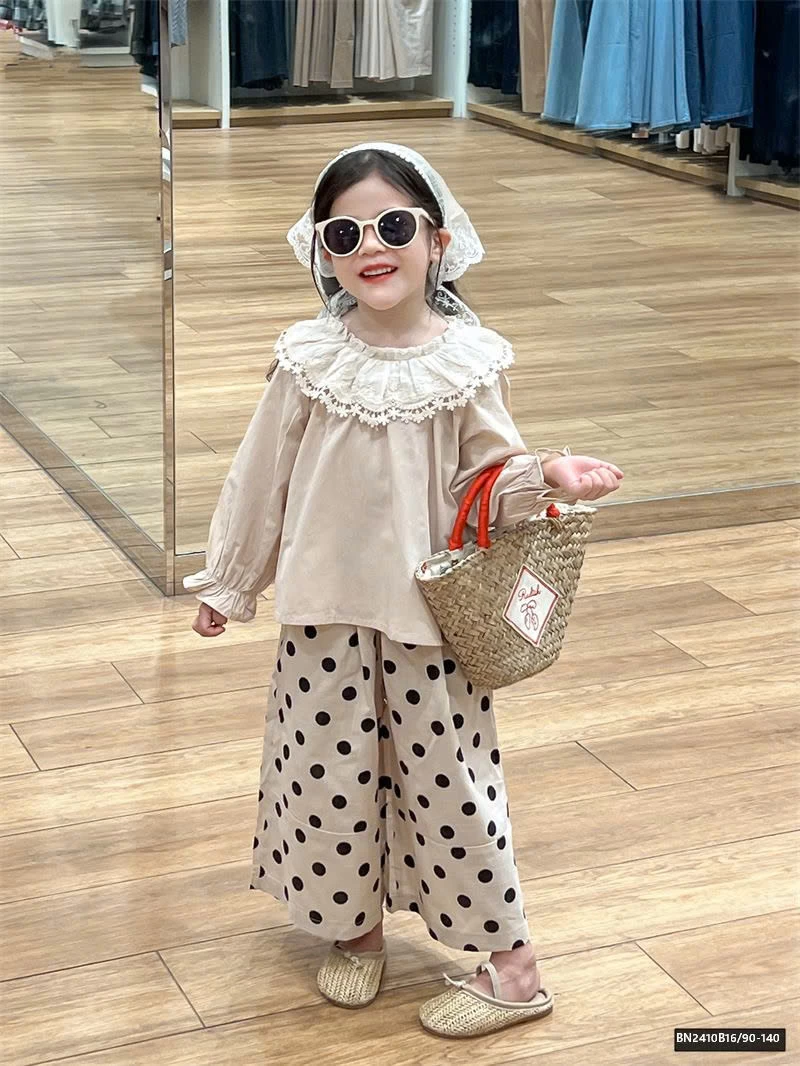 SÉT ÁO THÔ CỔ REN MIX QUẦN CHẤM BI HÀN QUỐC