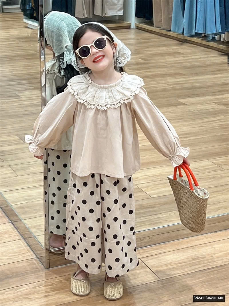 SÉT ÁO THÔ CỔ REN MIX QUẦN CHẤM BI HÀN QUỐC