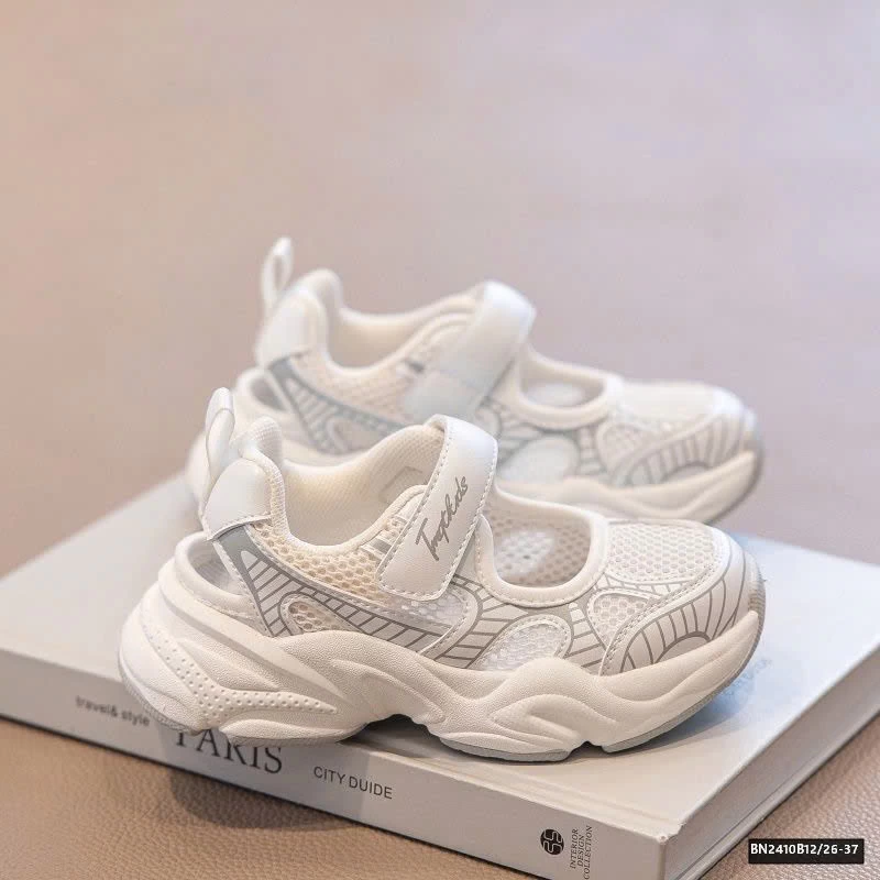 GIÀY THOÁNG KHÍ BG