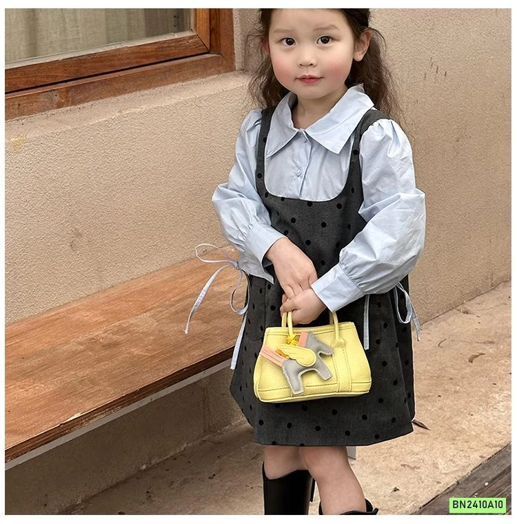 TÚI ĐEO CHÉO MINI KÈM MÓC KHÓA PONY