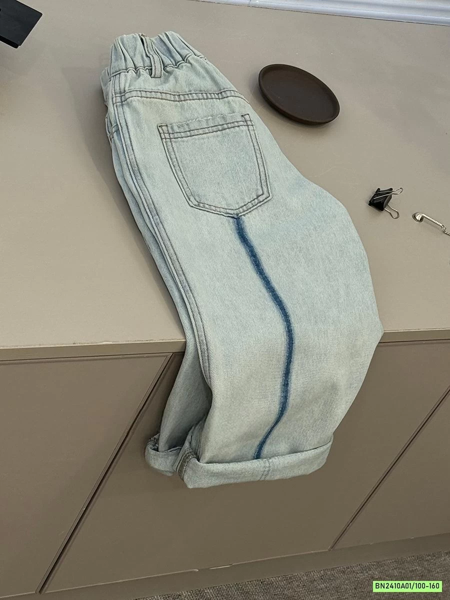 JEANS SUÔNG PHỐI MÀU SỌC GIỮA