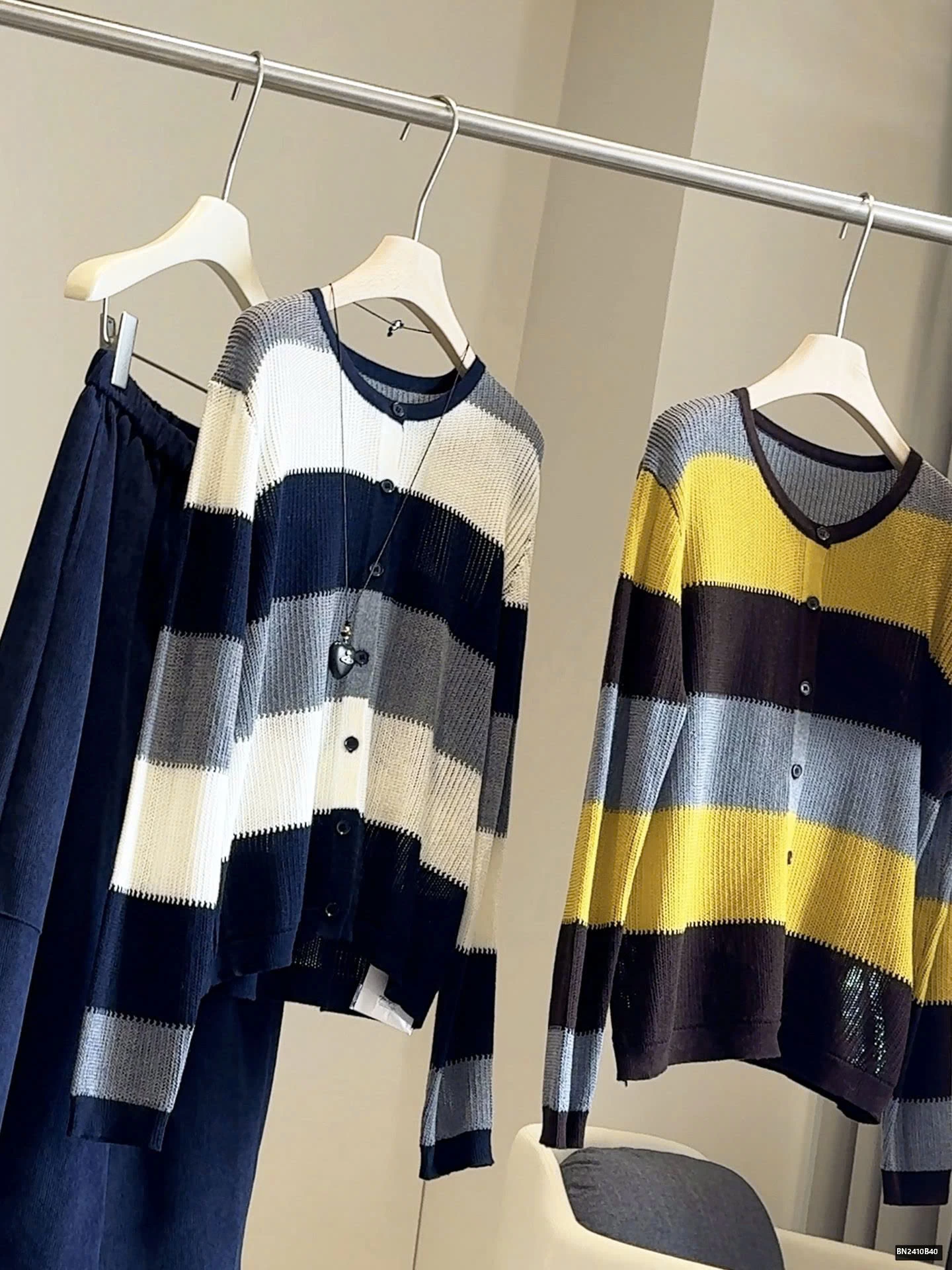 ÁO LEN DỆT PHỐI MÀU KẺ NGANG