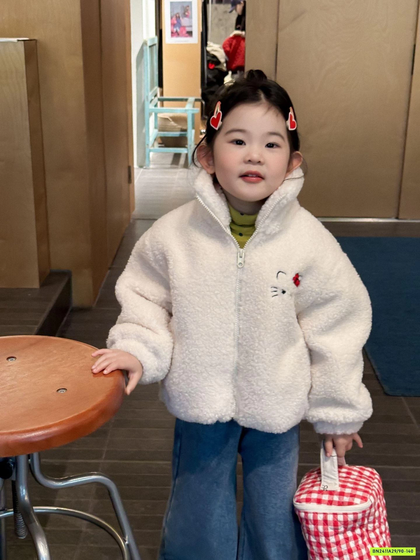 KHOÁC LÔNG CỪU KITTY