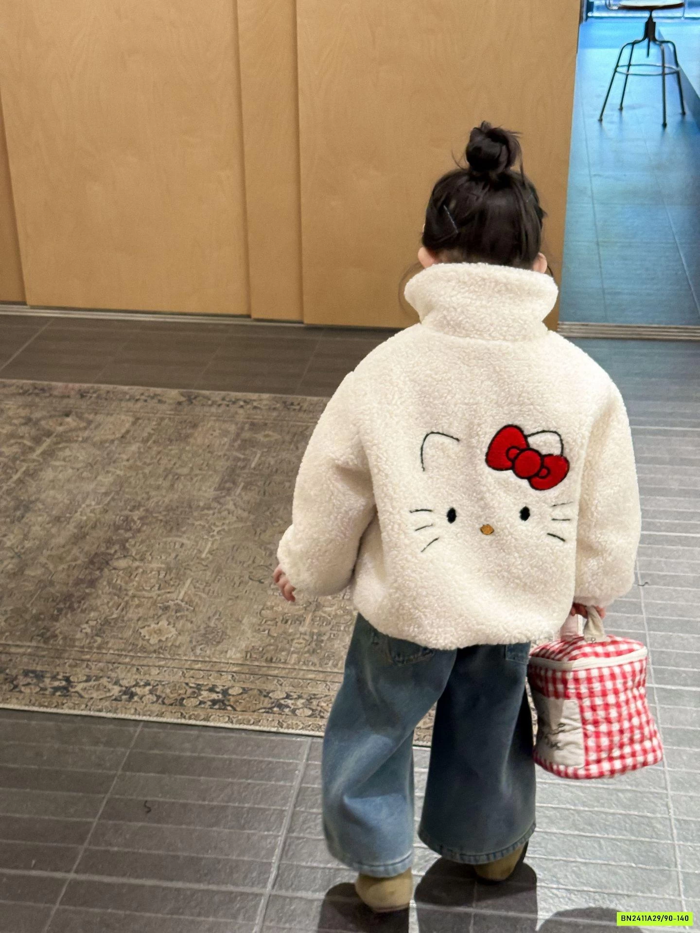 KHOÁC LÔNG CỪU KITTY